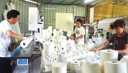 打工仔返鄉興紙業 帶動鄉鄰家門口就業